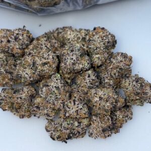 Super Bubblegum Poppers weed strain