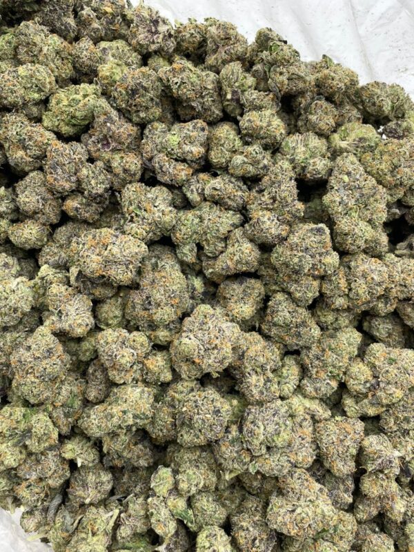 Cherry Curelato cannabis strain